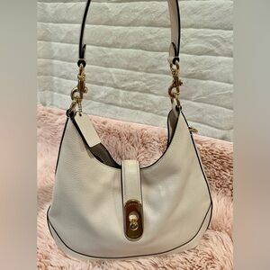 Coach Chalk White Pebbled Leather Medium Handbag, EUC LIKE NEW with dust bag